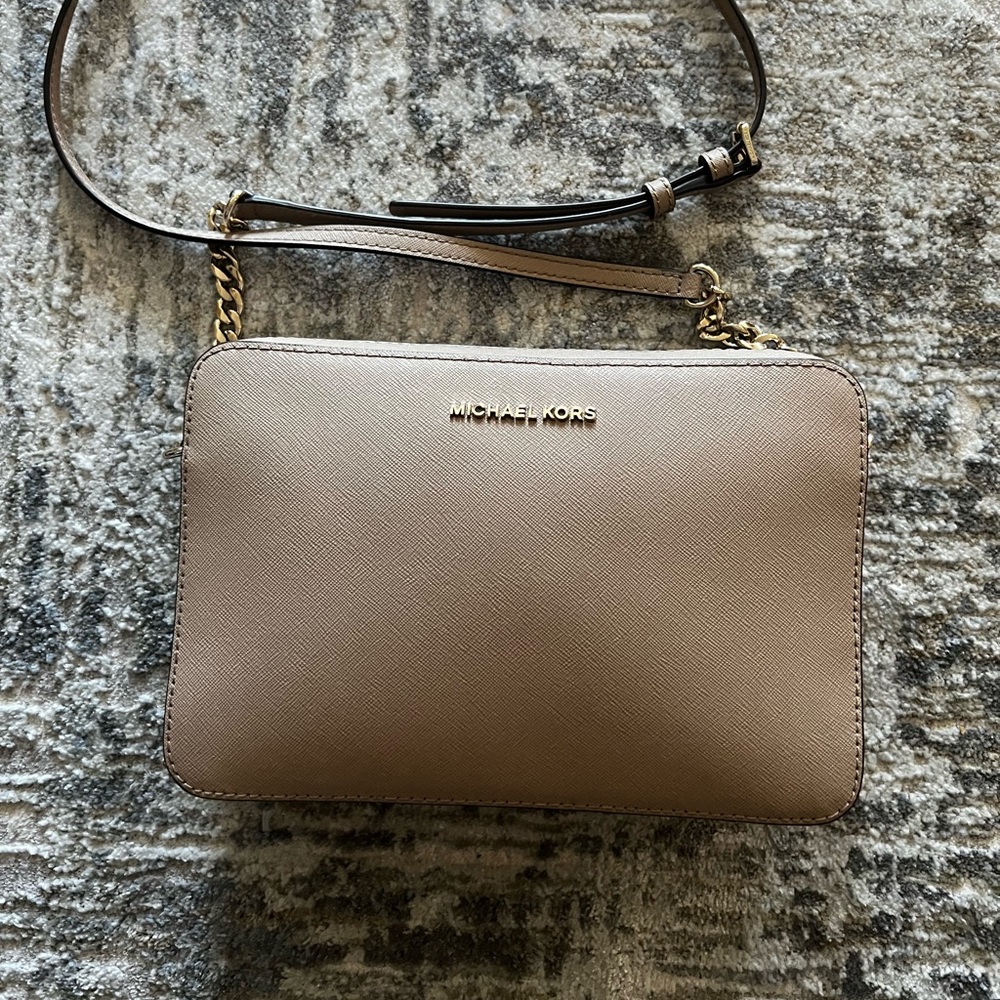 COPY - Micheal Kors crossbody bag
